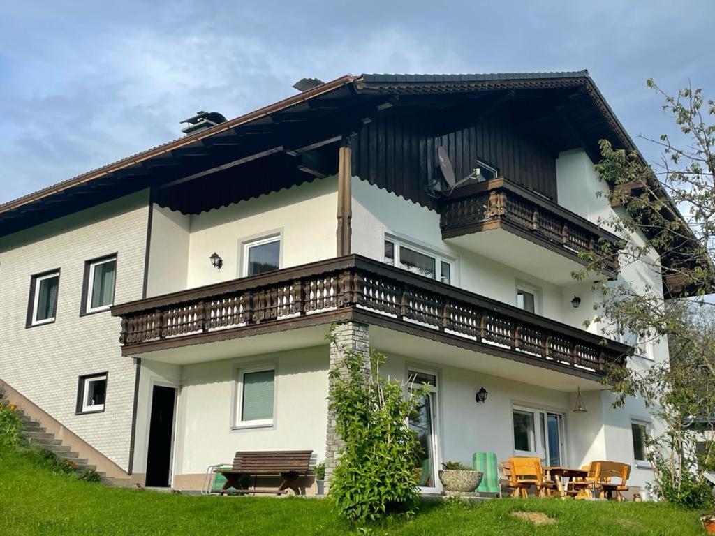 Ferienwohnung ,Hoizmann' Pinsdorf Zewnętrze zdjęcie